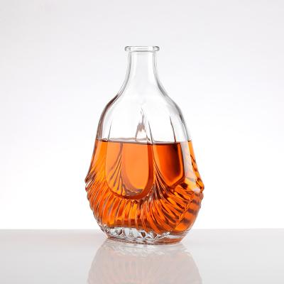 Fabricação personalizada de garrafa de vidro vazia garrafa de álcool vinho com cortiça 500ml 750ml
