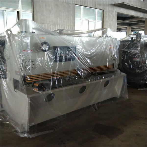 8mm Thickness MS / SS / GI Hydraulic Shearing Machine For Metal Plate