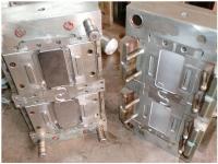 Cavités automatiques adaptées aux besoins du client de la machine 2 de moulage par injection pour le cas en plastique de téléphone