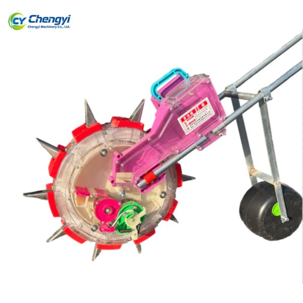 Heavy Duty Iron Hand Push Seeder Rust Resistant Coating For 4Kg Seed Capacity