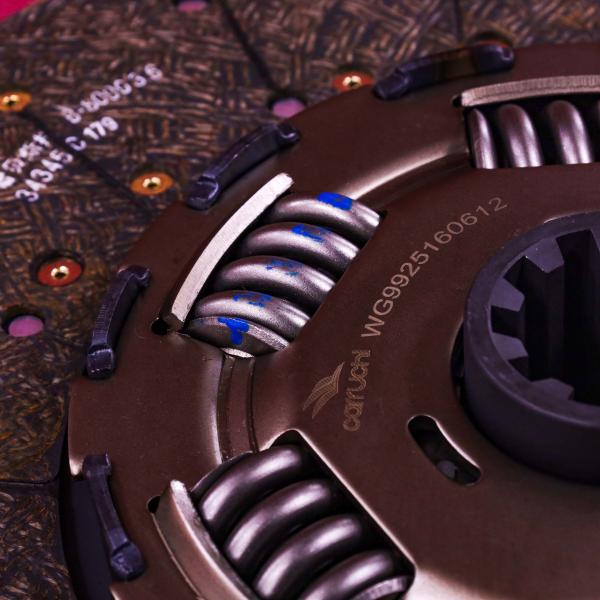 WG9925160612 ACHW43002 clutch disc for howo truck Spare Parts clutch disc