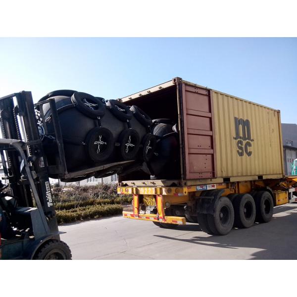 Pneumatic Boat Marine Rubber Fender Initial Working Pressure 0.05 - 0.08MPa