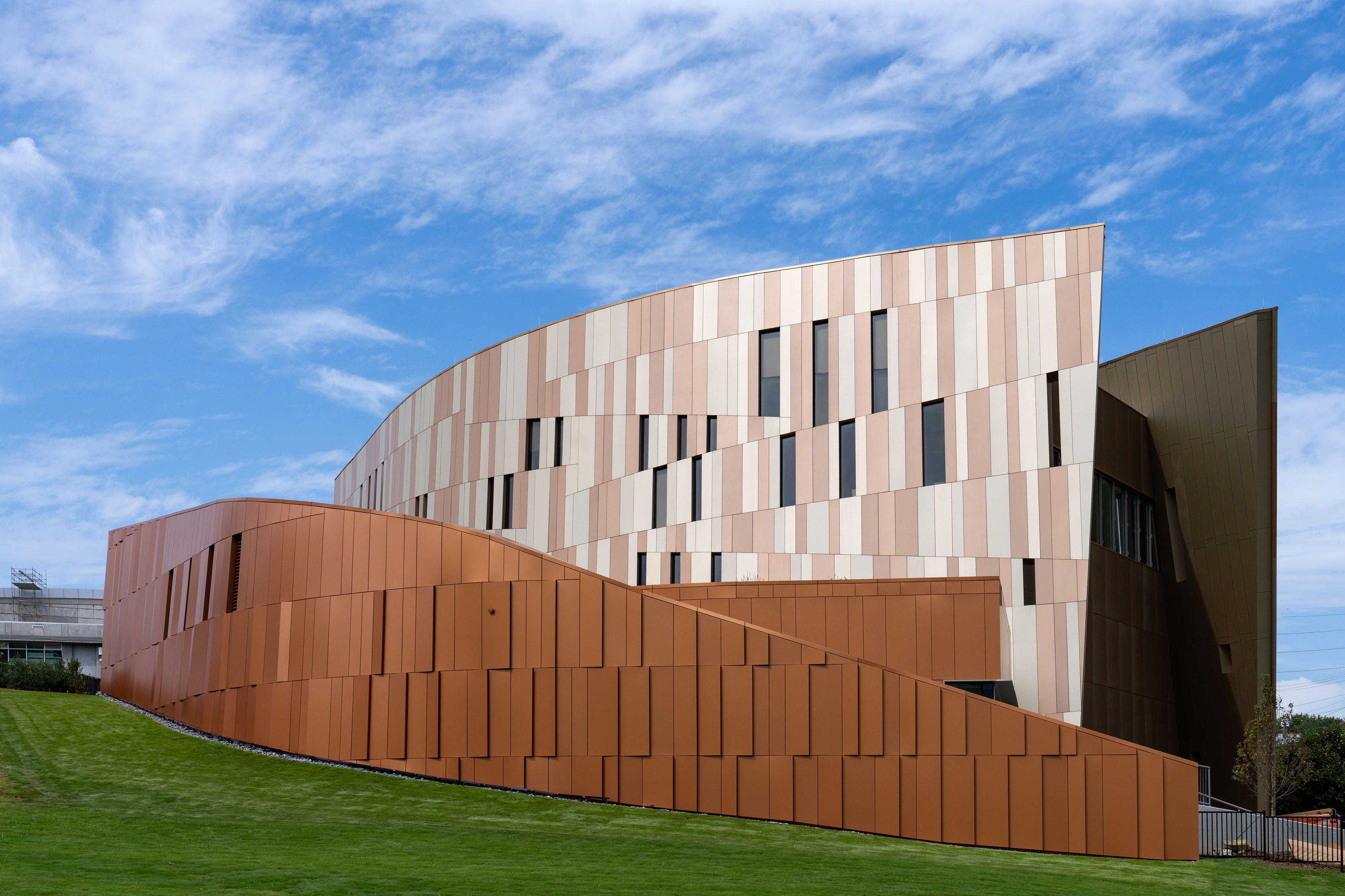 PE Coat Mirror Aluminum Composite Panel 2440mm 3050mm Aluminium Composite Plate