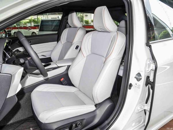 Avalon 2024 Intelligent Electric Hybrid Dual Engine 2.5L E-CVT XLE Premium Edition