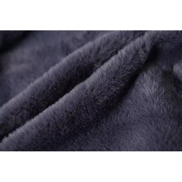 Embroidered 1.1M Childrens Winter Jackets Outdoor Coats Hooded Cotton