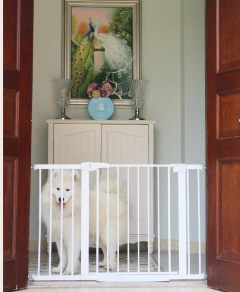 New Children's Fence Baby Room Slam Gate Child Safety Gate Fence Quick and Easy Installation