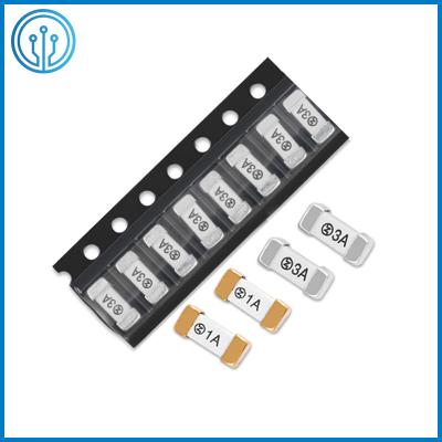 451 Nano a montagem de superfície transversal de 2410 tempos de atraso funde 3A 300V SST1300 para o motorista do diodo emissor de luz