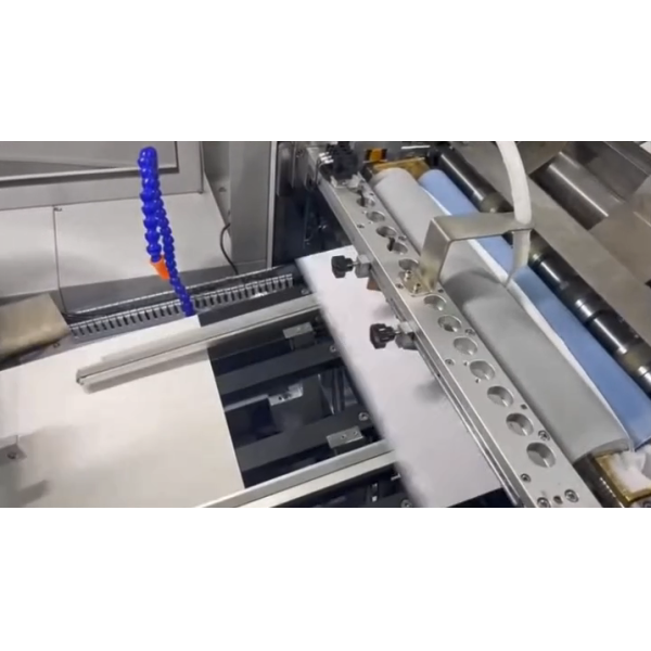 Automatic Board Book Binding Machine With Folding Gluing Mounting For Children Books
