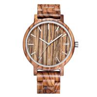 Verre minéral la plupart de couleur naturelle en bois de zèbre de montre précise de quartz