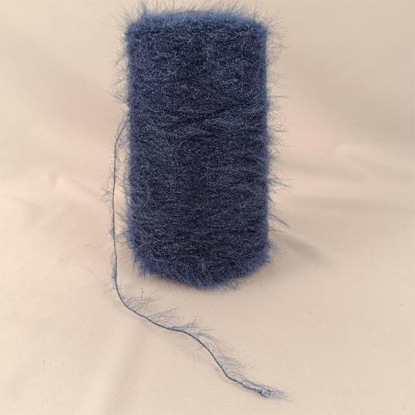 2.0cm Nm 7.5 Shiny Cat Hair Yarn Polyester Feather Yarn