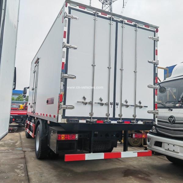 Sinotruk HOWO Refrigerator Freezer Truck , Refrigerated Cold Room Van With Thermo King