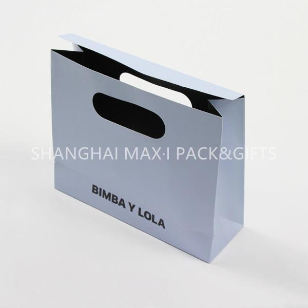 Personalized White Branded Paper Gift Bags With Logo Cutting Handle Envelope Support