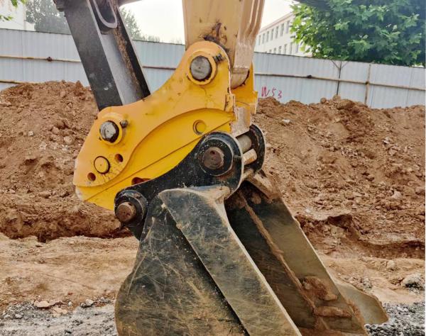 Remplacement rapide du coupleur de godet de la pelle La solution parfaite pour le remplacement du godet