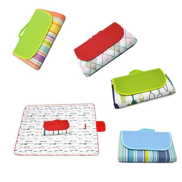 Camping Picnic Mat, Beach Blanket 78''×81'' 4-7 Adults Oversized Lightweight Waterproof Sandproof Large Picnic Mat