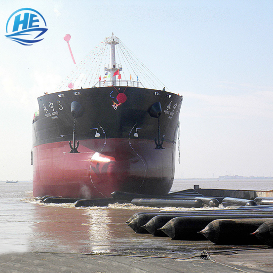 Customized Marine Rubber Airbags Assisting Boats Up And Down Water Salvage Buoyancy
