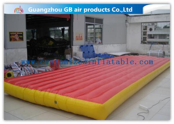 Red Interactive Inflatable Sports Games Air Mattress For Gym Bungee Jumping