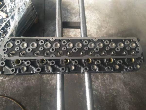 Mitsubishi 6D17 Engine Cylinder Head Spare Parts With Copper Bushing