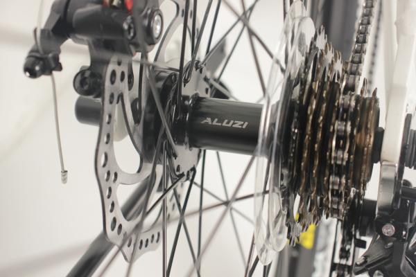 2 Wheel Shimano Tourney Front Derailleur Disc Brake Carbon Mountain Bike