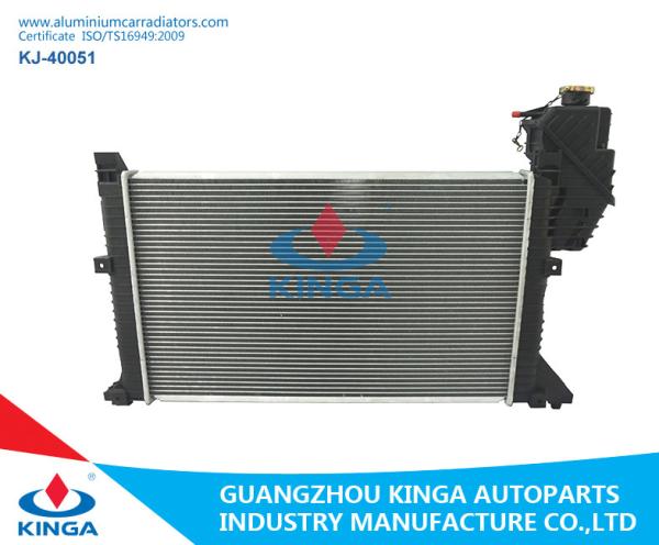 Auto Spare Parts / Aluminium Car Radiators Benz Sprinter' 95-00 AT Cooling Radiator System