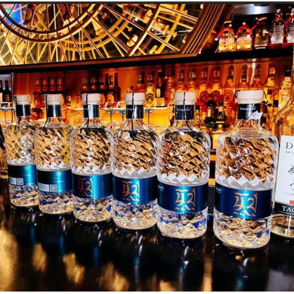 Наградное замороженное уникальное покрытое полное стеклянной бутылки водки XO бутылок ликера