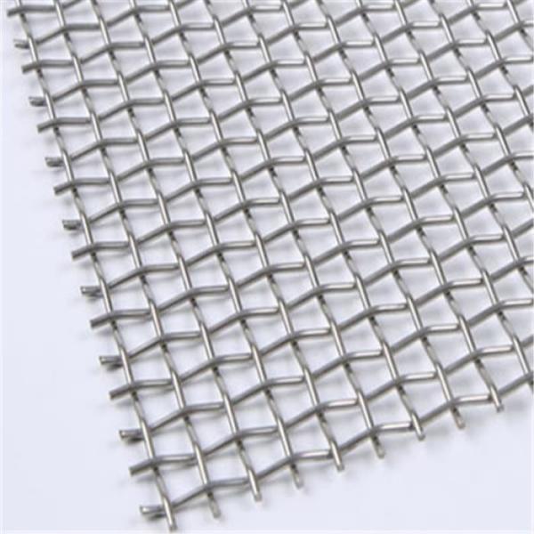 304 Stainless Steel Crimped Wire Mesh with Plain Weave and Customizable Size for Industrial Screening