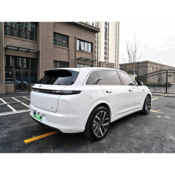 Li Auto 2023 L7 Air Automatic with 40.90 kWh Battery and 16,000 km Mileage - Li Automobile
