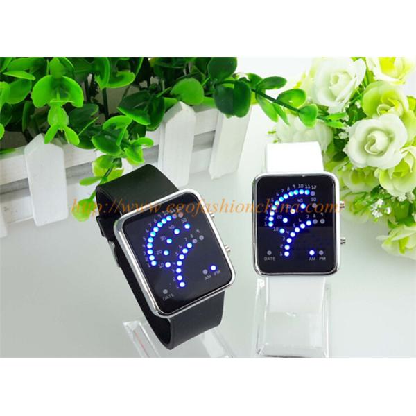 E Go Fashion OEM Watches for Man Sports Watch Quartz Analog Watch LED Watch Silicone Watch