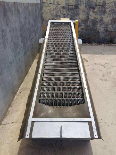 Multi Rake Wastewater Bar Screen Mechanical Type Remove Large Solid Reject