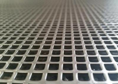 O passo diagonal dos furos retangulares perfurou Mesh Sheet 1000mm×2400mm