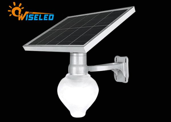 6W / 9W /12W Garden Solar LED Street Light With Intelligent Remote Control