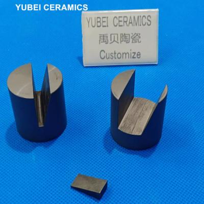 Smooth Surface Finish Silicon Carbide Ceramic Base With 380 MPa Bending Strength