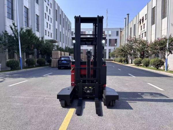 リチウムBアトリ 51.2V 400AH 四方向リッチフォークリフト トラック ステーカー 負荷容量 2000 kg 2 トン
