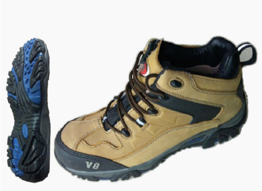 Yellow Protective Safety Footwear Offering Thermal Insulation and Lightweight Durable Design Perfect for Industrial Work