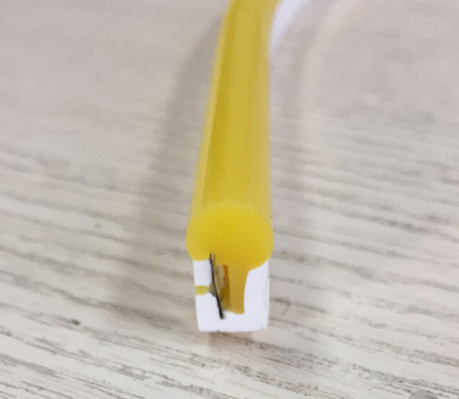 прокладка гибкого трубопровода СИД 8*16mm неоновая, гибкая неоновая веревочка СИД освещает розовый цвет