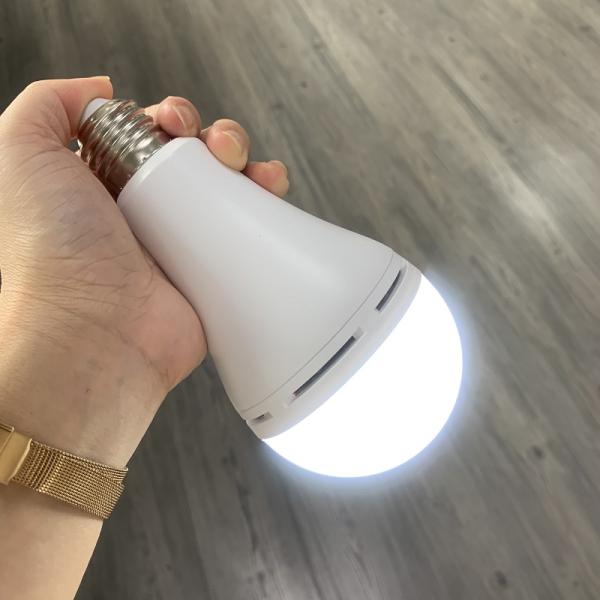7w 9w 12w 15w Rechargeable Emergency Bulb Led Light Bulbs For Home Lighting angle 270 °