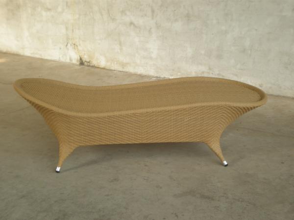 9432 sunbed