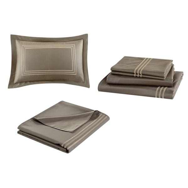 Customized Embroidered Patterned Duvet Covers , Soft Eco Friendly Duvet Covers