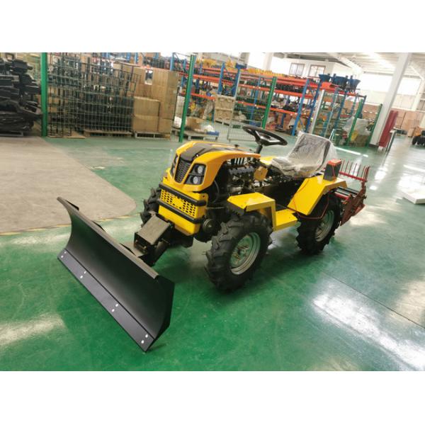 Trator pequeno multiuso a diesel Trator 4WD com nivelador de solo certificado CE