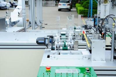 Highly Efficient Non Woven Mask Machine Aluminum Alloy Structure CE / ISO Approval