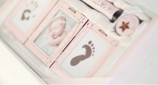 Newborn Baby Handprint and Footprint Photo Frame Kit with an Baby-safe Ink Pad baby birth certificate keepsake