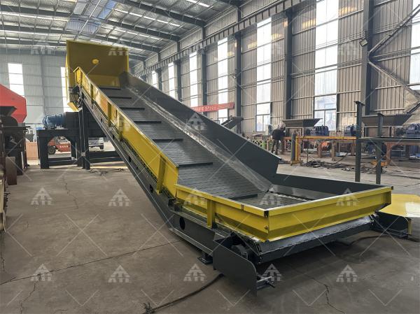 Waste Carton Box Textile Fabric Scrap Metal Shredder Machine