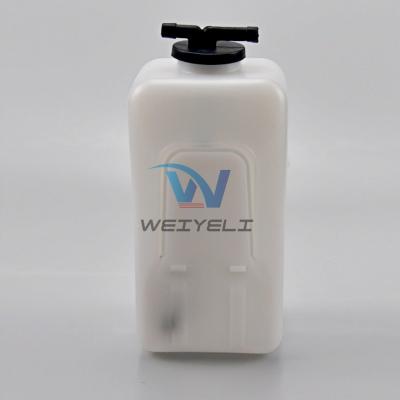 Bouteille d'expansion du liquide de refroidissement du réservoir de débordement du radiateur Pour KUBOTA20 Bouteille de débordement du radiateur en plastique