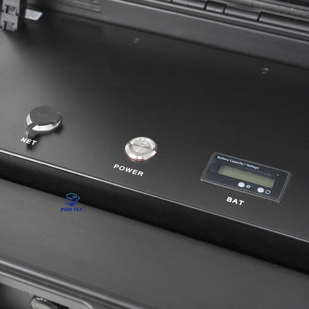 Suitcase Type Portable Drone Detector For Radio Frequency Anti Drone Devices
