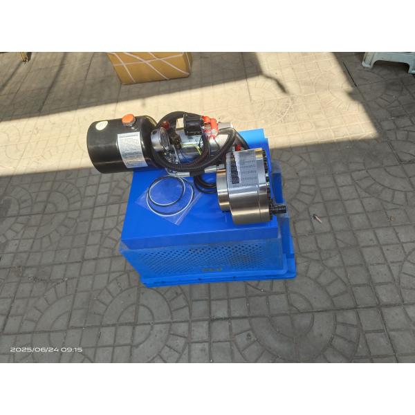 1 Inch 7 Dies 1-4 Layer Hose Hydraulic Crimping Machine / Hose Crimping Machine High Pressure 6-25mm Blue Color 12v/24V