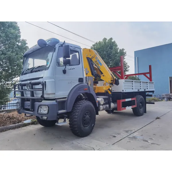 Dongfeng 4X2 Hydraulic Lifting Truck with 7 ton Capacity