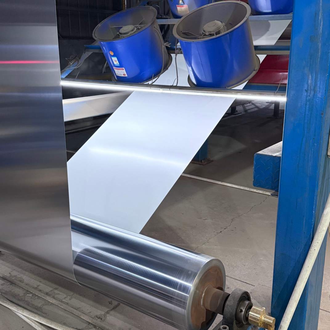 PE/PVDF Coated Color Coated Aluminum Coil for Roofing with Custom Thickness 0.25-1.0mm