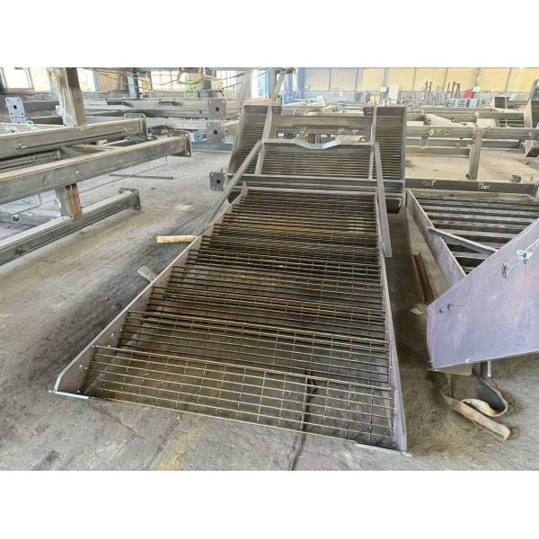 Escaliers extérieurs en acier de qualité industrielle pour chantiers de construction résistants à la corrosion