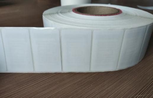 7m Reading Distance UHF RFID Label Tags RFID Clothing Tags 960MHZ