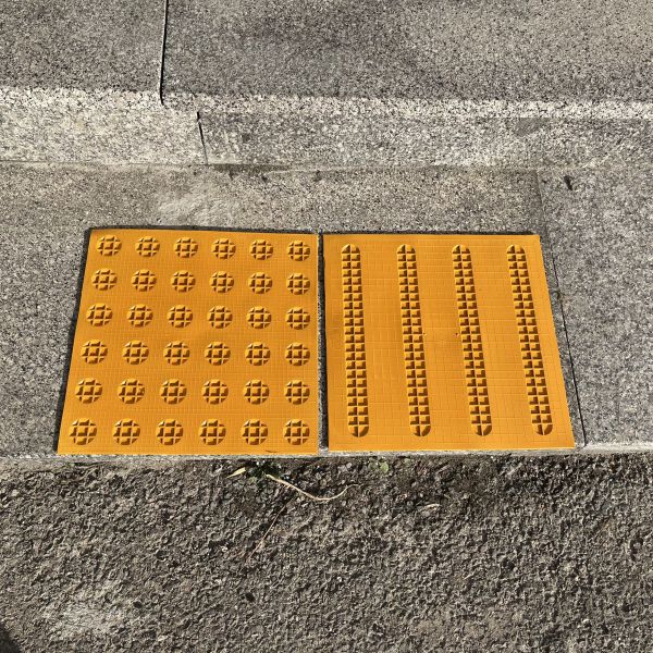 PVC Tactile Rubber Mat with Blind Guidance for High Visibility and Safety