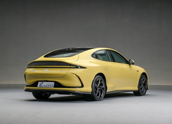 Export Luxury Chinese IM Electric Car L6 Pure New Energy Automatic Car à batterie